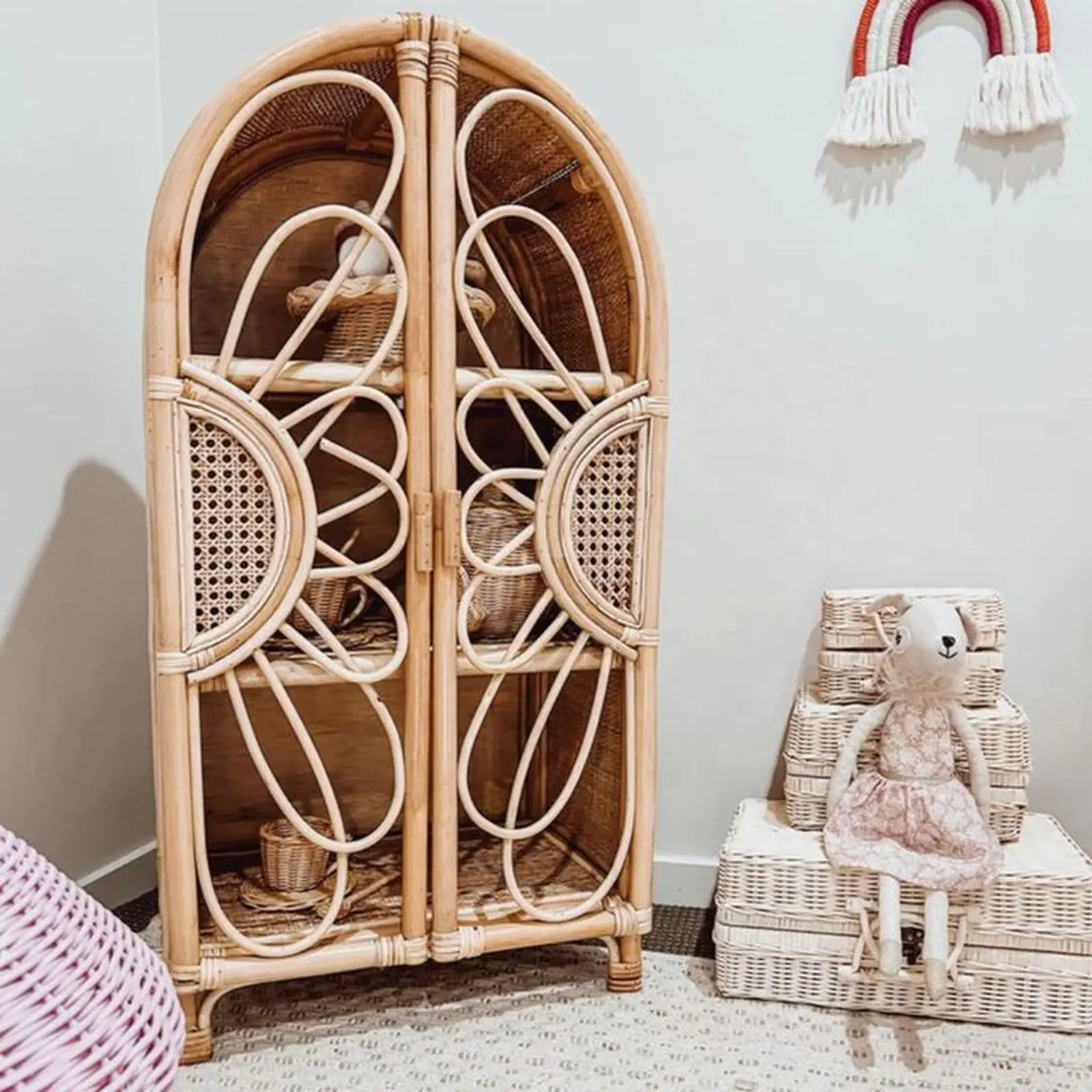 Rak buku terbaru rotan alami penyimpanan rotan alami lengkung Indonesia Furniture