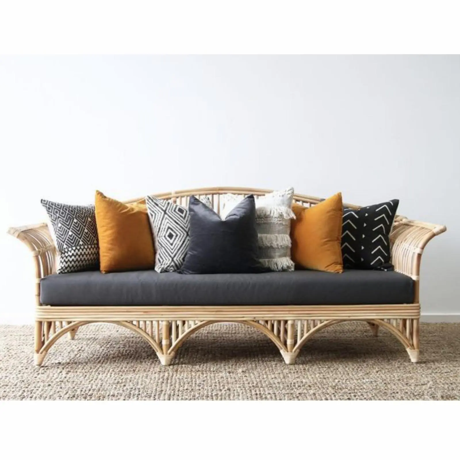 Bangku rotan alami full bantalan kursi santai rotan Indonesia Furniture 2 Bangku rotan alami full bantalan kursi santai rotan Indonesia Furniture