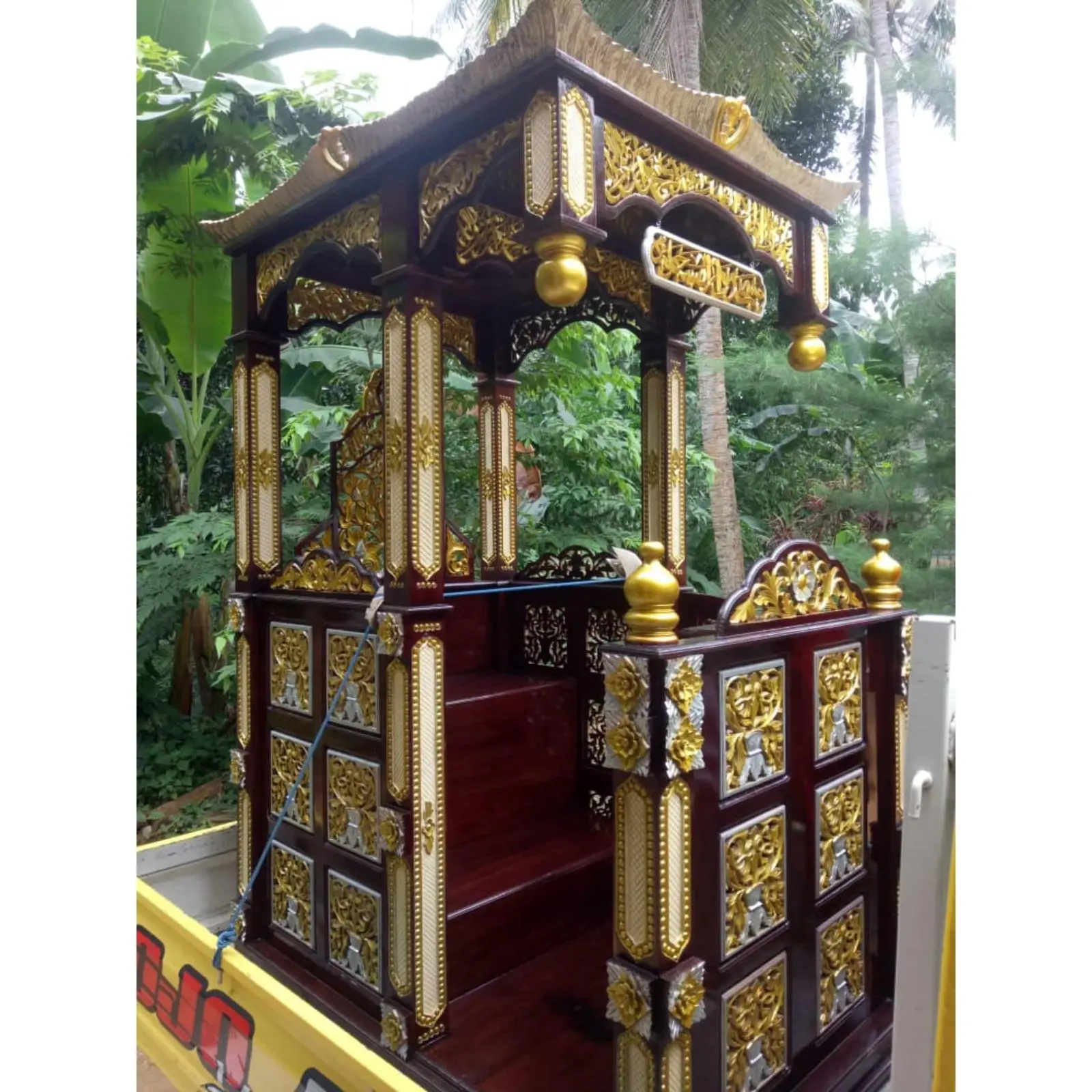 Mimbar masjid terbaru kayu jati tpk mimbar masjid terbaik Indonesia Furniture 2 Mimbar masjid terbaru kayu jati tpk mimbar masjid terbaik Indonesia Furniture