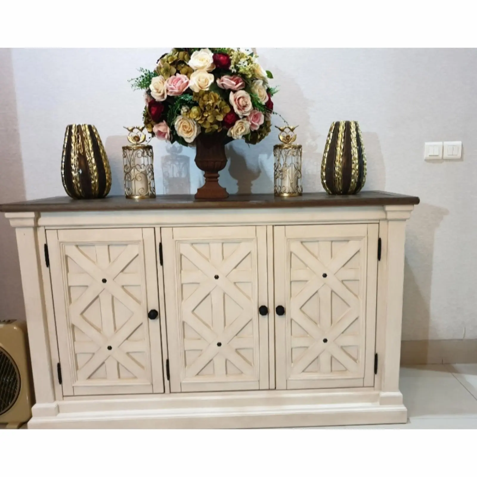Bufet custom finishing broken white top natural (pesanan pribadi) Indonesia Furniture 3 Bufet custom finishing broken white top natural (pesanan pribadi) Indonesia Furniture