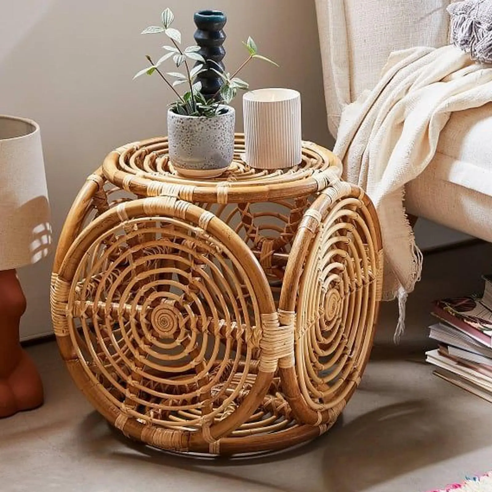 Meja samping rotan alami meja kecil rotan modern Indonesia Furniture 2 Meja samping rotan alami meja kecil rotan modern Indonesia Furniture