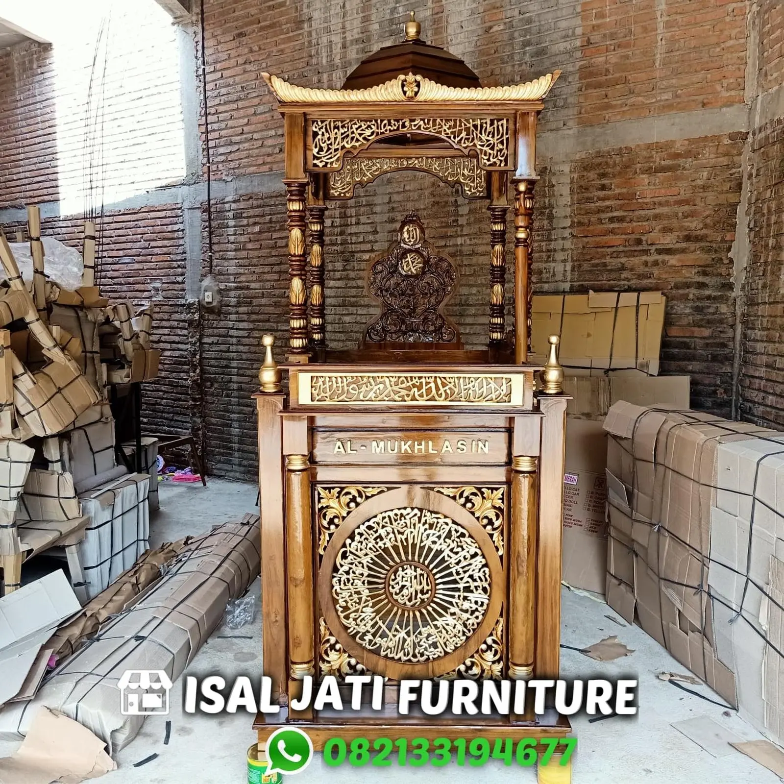 Mimbar masjid ukiran kaligrafi terbaru mimbar masjid kayu jati Indonesia Furniture 2 Mimbar masjid ukiran kaligrafi terbaru mimbar masjid kayu jati Indonesia Furniture