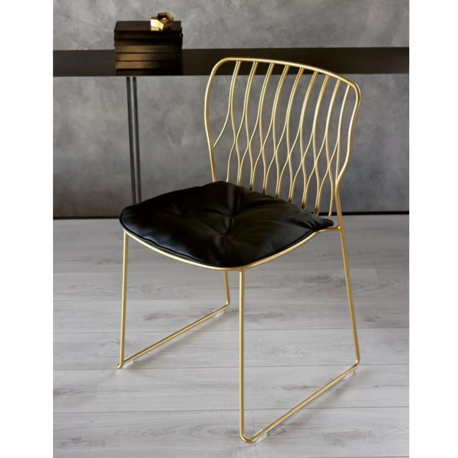 Kursi cafe besi jari2 dudukan jok oscar kursi makan modern Indonesia Furniture 2 Kursi cafe besi jari2 dudukan jok oscar kursi makan modern Indonesia Furniture